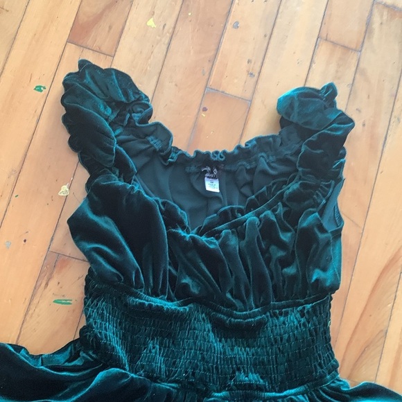Urban Outfitters Green Babydoll milkmaid velvet romper witchy whimsygoth - Picture 2 of 8